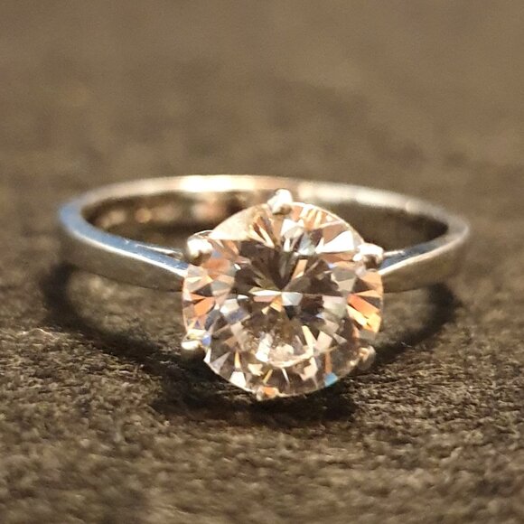 Vintage 925 Sterling Silver 8mm Cubic Zirconia Solitaire Engagement Ring - Picture 15 of 15